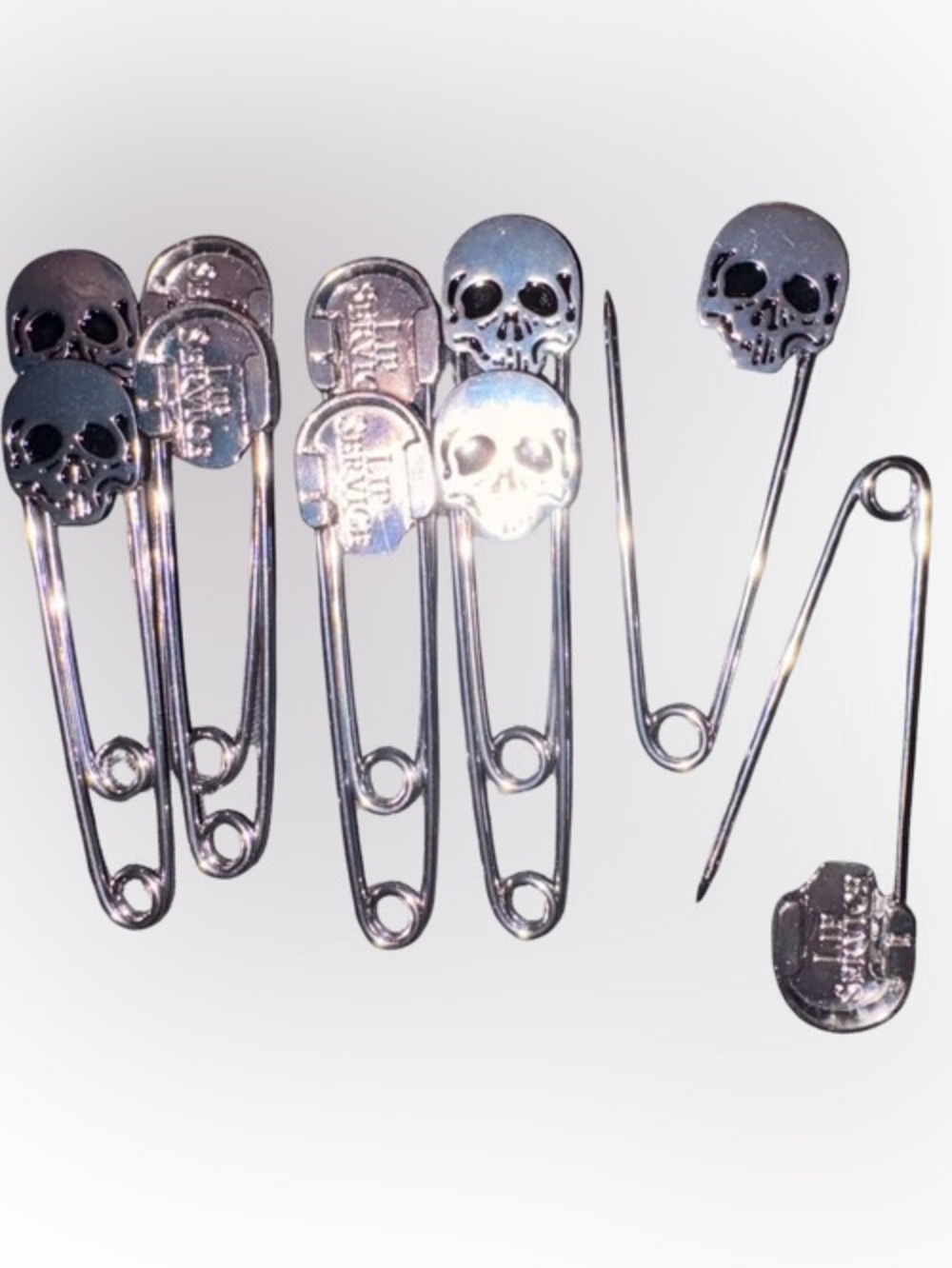 Lip Service Chrome and Black Enamel
Skull Kilt Safety Pin